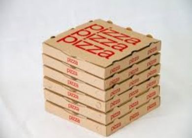 pizza in scatola da asporto