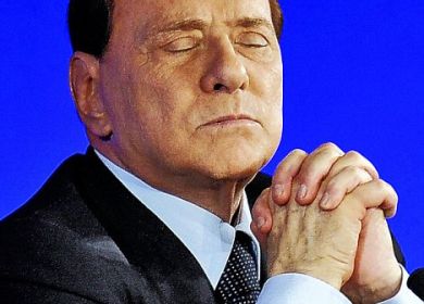 Berlusconi si addormenta al G20