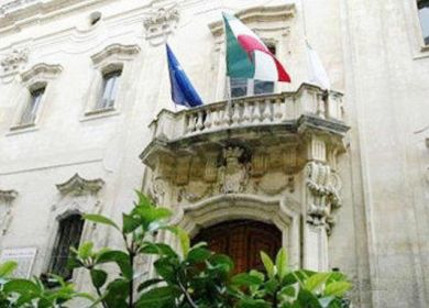 Palazzo-Carafa-la-sede-del-Comune-di-Lecce