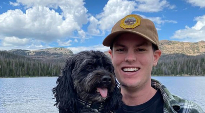 Arizona, 21enne muore mentre posa per un selfie vicino al bordo della montagna