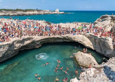 roca grotta della poesia