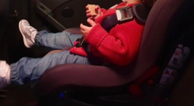 Tragedia in Germania: una bambina di 20 mesi dimenticata in auto muore per un colpo di calore