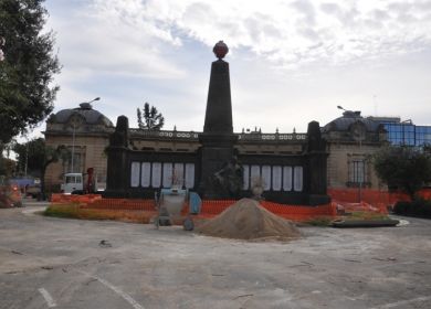 monumento caduti lecce