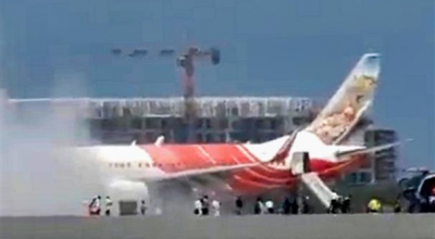 Volo Air India prende fuoco a Muscat, tutti i 141 evacuati - Video