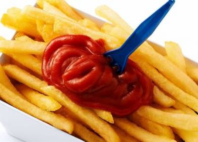 ketchup cucchiaio contiene 4 grammi di zucchero