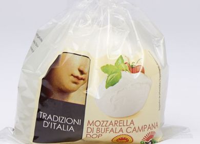 mozzarella tradizioni d'italia