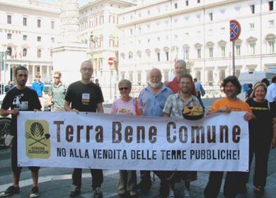 no vendita terre demaniali