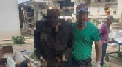 Selfie mania con il morto: operaio cimiteriale si fa fotografare con un cadavere e pubblica immagini.