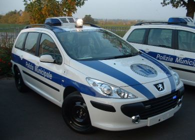 auto polizia municipale