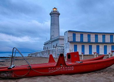 il faro di san cataldo