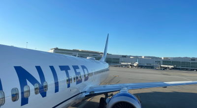 Incidente a Boeing 763 della United Airlines sopra la Sardegna il 27 agosto 2026: perdita di pressione in cabina