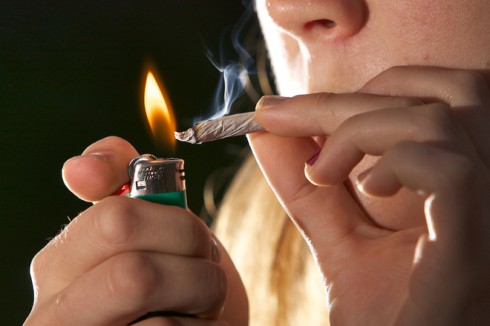 marijuana fumatrice marijuana fumatrice