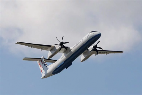 Volo Spalato - Roma. Problemi dopo il decollo l'aereo torna indietro