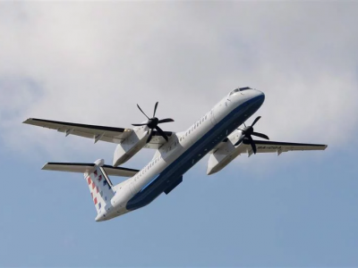 Volo Spalato - Roma.  Problemi dopo il decollo l'aereo torna indietro