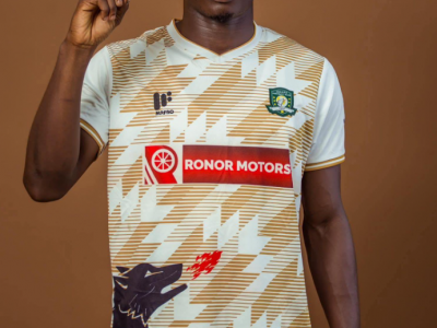 Il calciatore ghanese Frimpong &egrave; stato ucciso in un attacco al pullman della squadra