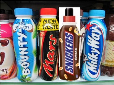 bottiglie di Mars, Bounty e Snickers al latte 