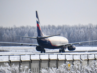 Atterraggio d'emergenza a Krasnodar per un Boeing 737. 