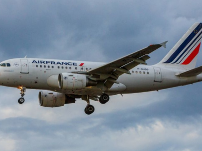 Fumo nella cabina dei piloti, atterraggio di emergenza ad Amburgo per volo Air France