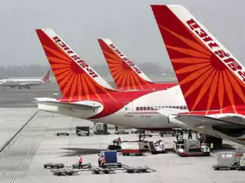 Air India: aereo atterra all'aeroporto JFK di New York con guasto all'impianto idraulico 
