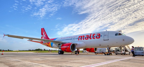 Volo da Malta a Palermo con 17 ore di ritardo.