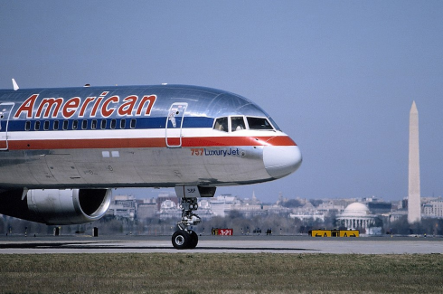 Atterraggio di emergenza di una compagnia aerea statunitense a causa del comportamento irregolare di un passeggero