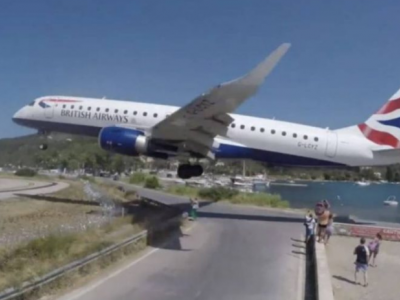 Skiathos: turista espulso dai gas delle turbine degli aerei