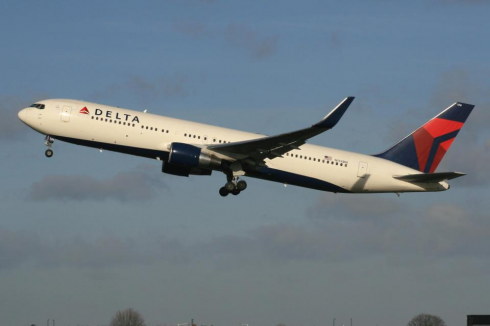 Tragedia su volo Delta Airlines, muore bimba di 10 anni. 