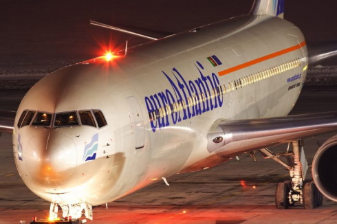 Volo Newark - Roma: atterraggio d'emergenza all'aeroporto di Gander, Terranova, per un aereo EuroAtlantic Airways.
