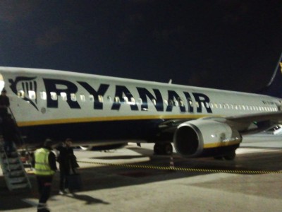 Volo Ryanair Manchester – Napoli dell'11 dicembre. Malore in volo risolto brillantemente dall’equipaggio e da una dottoressa indiana