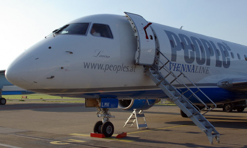 Volo People's Viennaline da Lamezia Terme a Altenrhein, in Svizzera, guasto ai flap