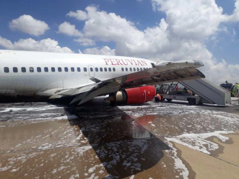 America Latina. Un aereo della Peruvian Airlines si è schiantato quando è atterrato all'aeroporto El Alto in Bolivia