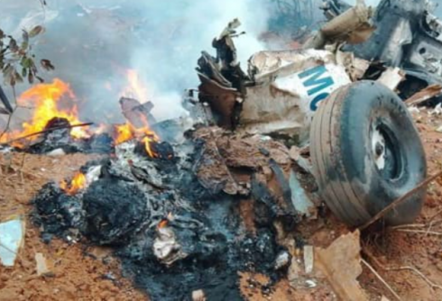 Aereo con a bordo turisti precipita in Kenya: 11 morti