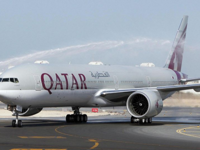 Emergenza in pista a Malpensa, volo Qatar Airways resta a terra: fumo da un motore 