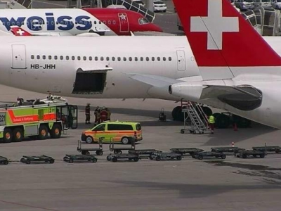 Aereo Swiss torna indietro all'aeroporto per un pacco sospetto. 