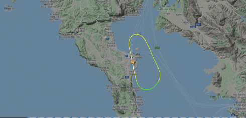 Corfù, atterraggio forzato di un aereo diretto a Düsseldorf: stormo di uccelli nel motore sinistro