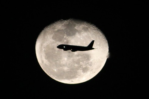 aereo e luna