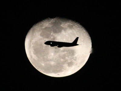 aereo e luna