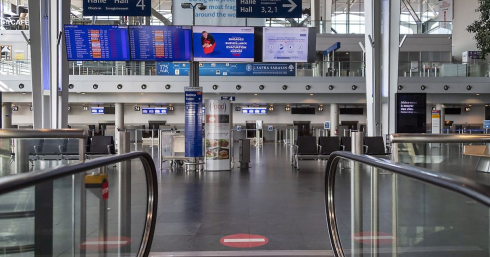 Allarme bomba, chiuso questa mattina l'aeroporto di Basilea-Mulhouse. Evacuato lo scalo e voli sospesi