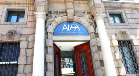 Reazioni avverse con antidiuretico: Aifa dispone il ritiro a scopo cautelativo
