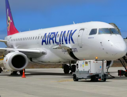 Virus letale Hantavirus, ricercati passeggeri volo della compagnia sudafricana Airlink: potrebbero essere infetti