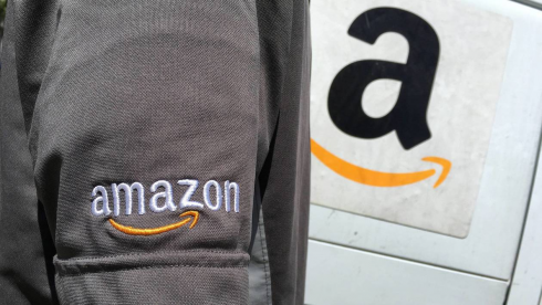 Amazon, dipendenti in sciopero in Europa durante il Prime Day. “Lavoro usurante. Vogliamo condizioni migliori”