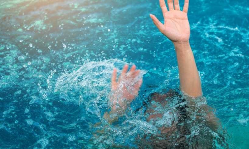 Sette studenti annegano in Egitto per un tentativo di salvataggio finito in tragedia