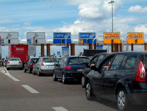 Multa da Antitrust ad Autostrade per l'Italia di 5 milioni per i pedaggi. 