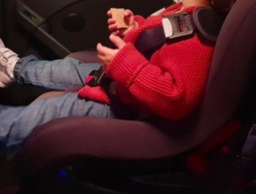 Tragedia in Germania: una bambina di 20 mesi dimenticata in auto muore per un colpo di calore