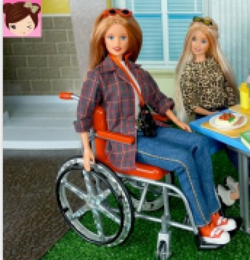 Arriva la Barbie con protesi e sedie a rotelle