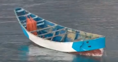 Migrante 17enne sopravvive per 22 giorni alla deriva senza acqua né cibo.