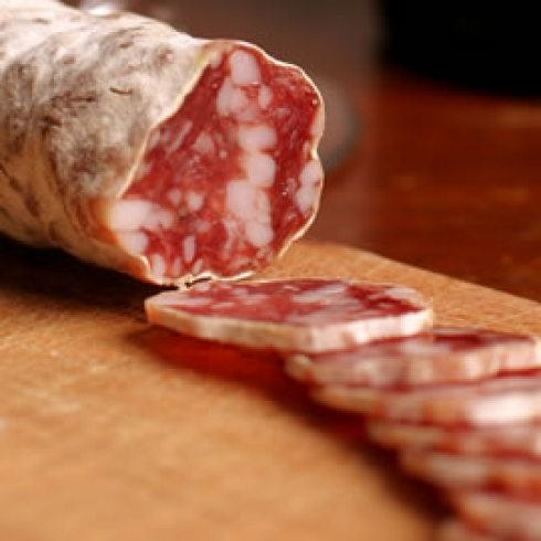 Salmonella nel bastone di salame a marchio Il Tagliere del Re richiamato dal commercio