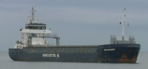 Nave da carico incagliata al largo dell’isola di Bornholm, in Danimarca. 