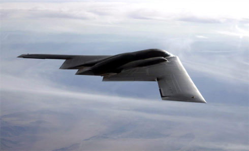 Bombardiere Stealth statunitense da 1 miliardo di dollari fa atterraggio di emergenza in Colorado