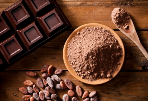 Sfatato un falso mito: il cacao riduce la diarrea e fa diventare più intelligenti
